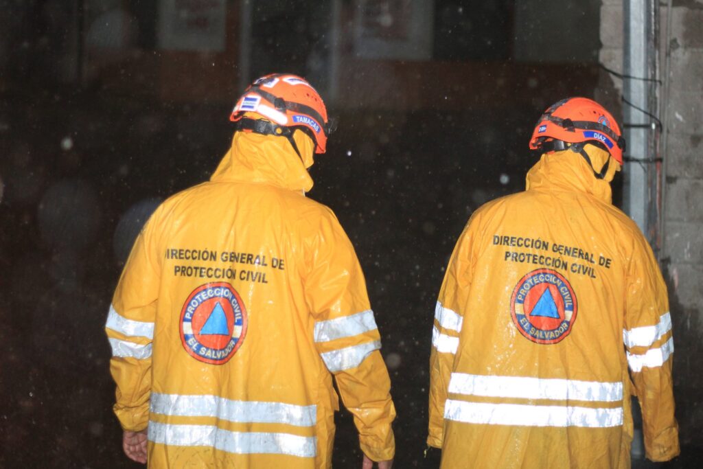 Protección Civil declara alerta naranja en todo El Salvador por influencia de tormentas en el Pacífico HKUJSXgXAAAi1zE 1 1024x683