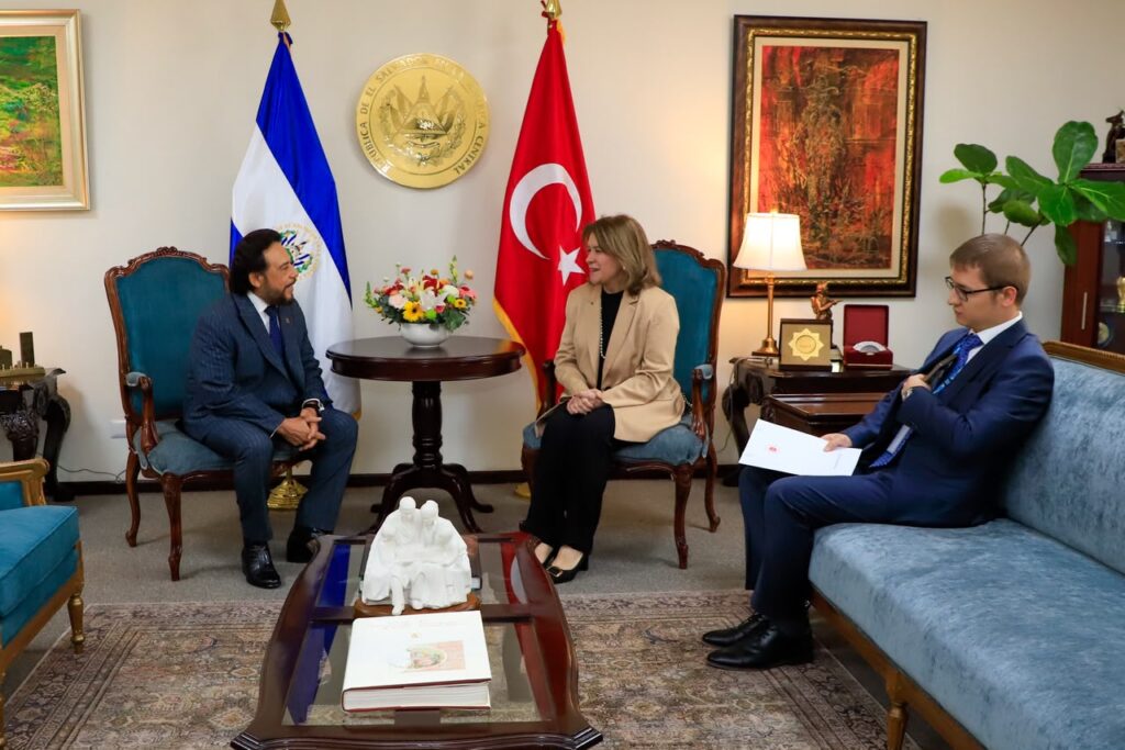Embajadora de Turquía destaca que Gobierno Bukele ha ampliado la cooperación en inversión y turismo hn3i bwwwai3eif