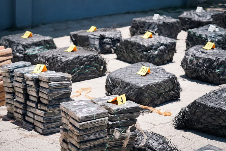 Decomiso de cocaína en costas de El Salvador evita que cerca de 4 millones de dosis lleguen a las calles Incautación de droga,