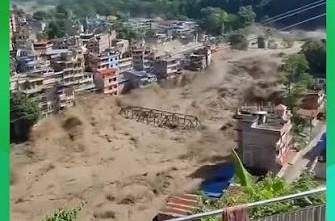 Avalancha en la frontera entre Nepal y Tíbet causa más de 150 muertos y cientos de desaparecidos images