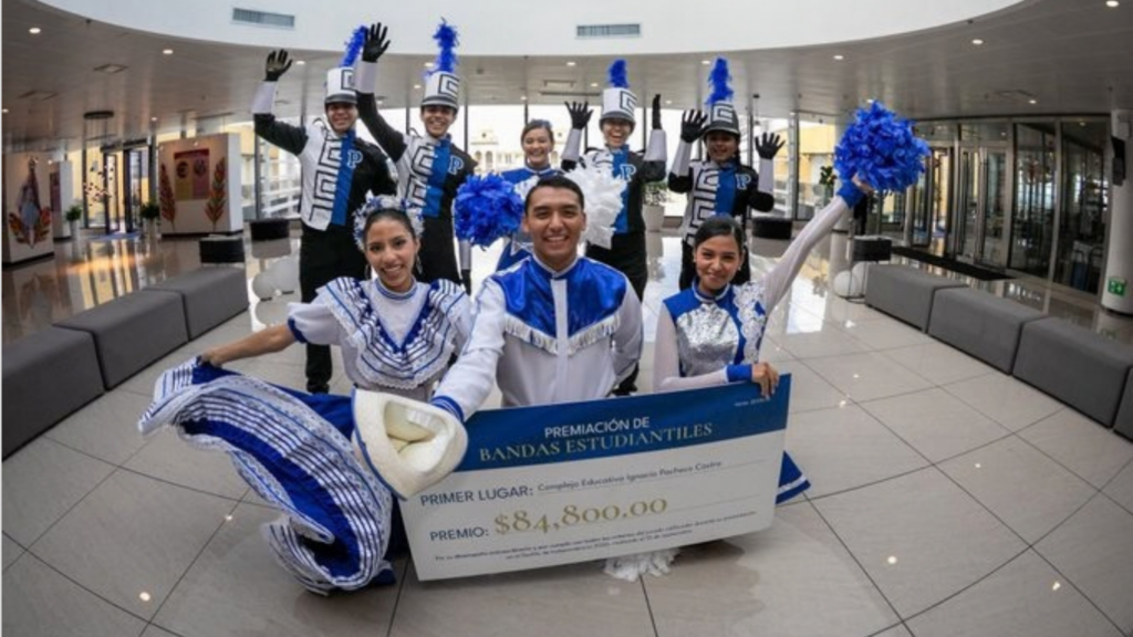 Bandas estudiantiles son premiadas tras participar en el Desfile de Independencia Destacada Wordpress 1 22 1024x576