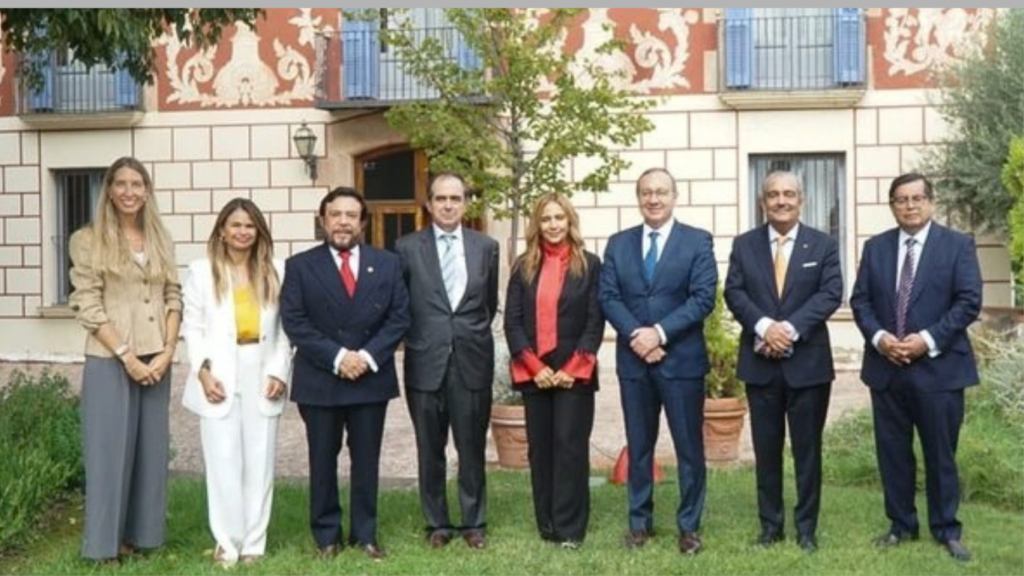 Vicepresidente Ulloa lleva a Cataluña temas de economía, educación e inteligencia artificial Destacada Wordpress 1 24 1024x576