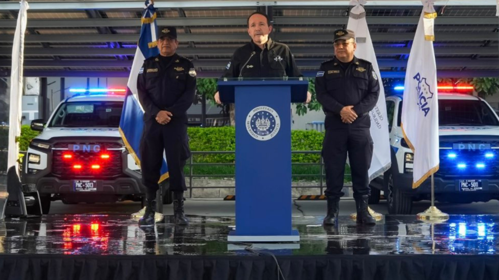 equipo para la pnc