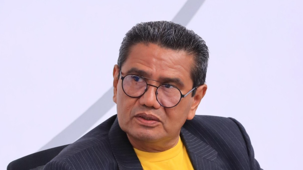 rené martínez. imagen para columna de opinión