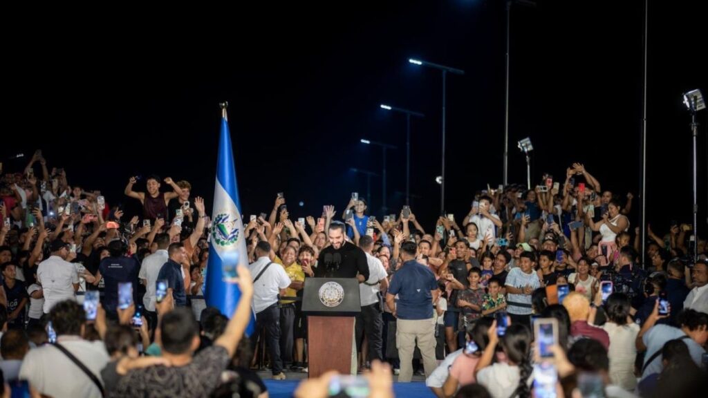 nayib bukele